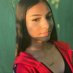 Meet your Posher, Sofia